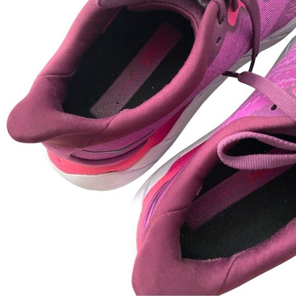 Hoka Arahi 6 Pink Running Shoes in Size US 7B - Picture 10 of 12